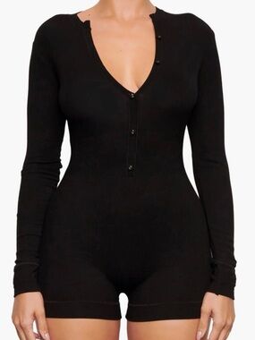 SKIMS Black Ribbed Long-Sleeve Henley Romper Bodysuit